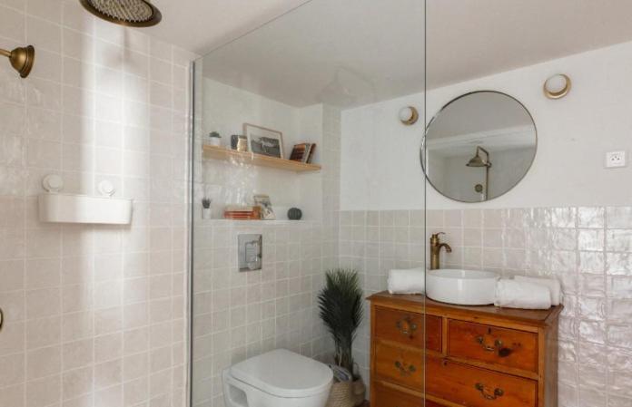 Appartement Authentique Situe En Plein Centre D'Antibes Exteriör bild